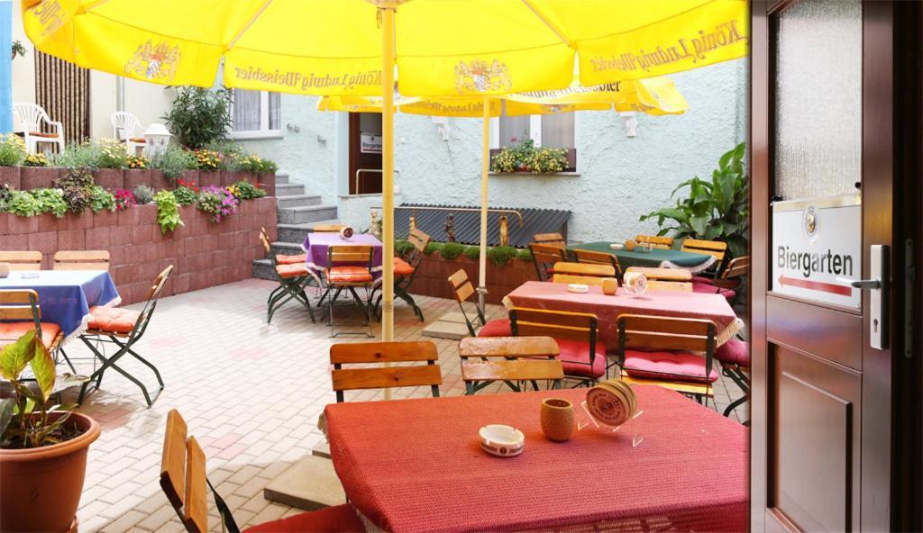 Hotel Bierstuebl Sangerhausen Esterno foto